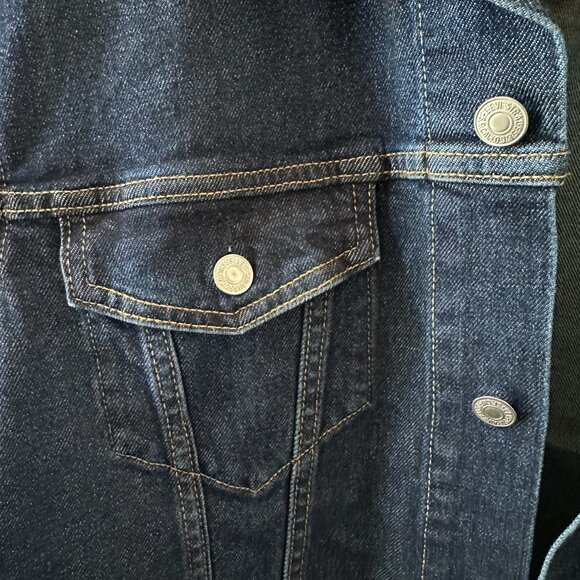 Levis Dark Wash Large Blue Denim Jacket NWT - Picture 6 of 16
